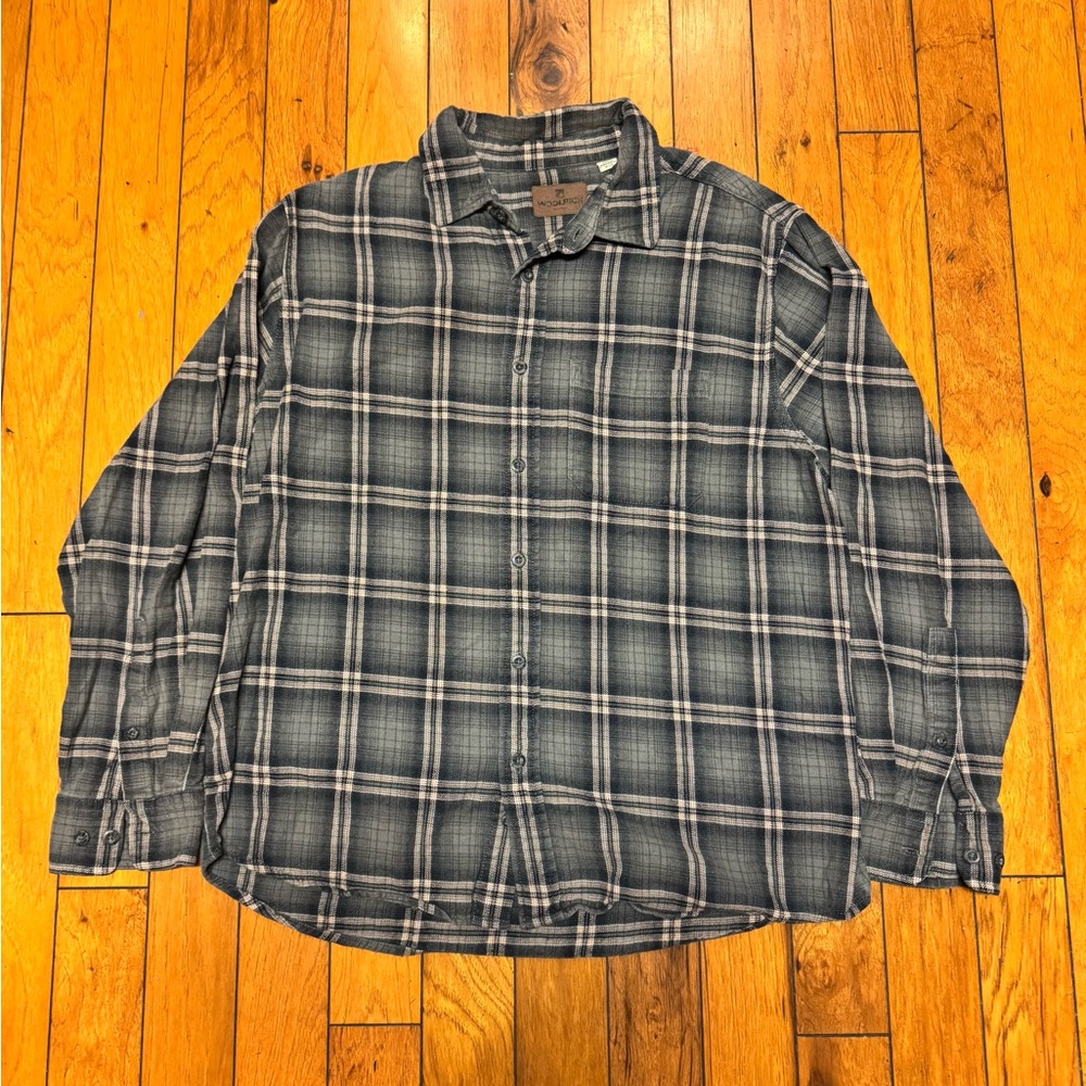 Woolrich Men's Gray and Black Plaid Button-Down Flannel Shirt Size XL